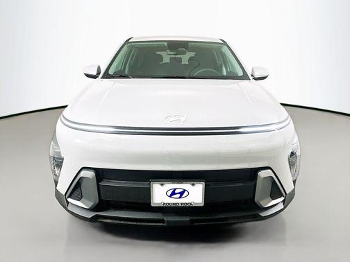 Cyber Gray Metallic 2026 Hyundai KONA SE