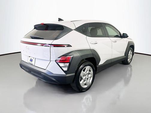 Cyber Gray Metallic 2026 Hyundai KONA SE
