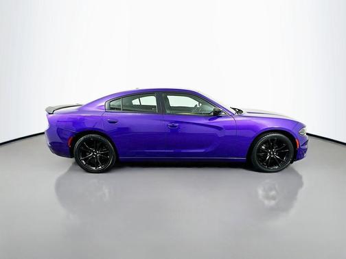 2018 Dodge Charger SXT