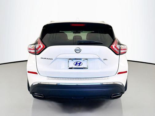 White 2018 Nissan Murano SL