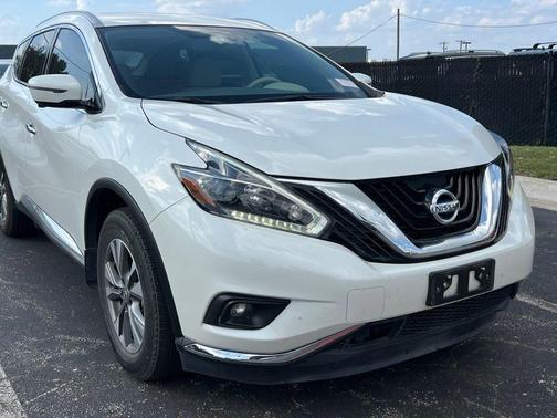 White 2018 Nissan Murano SL