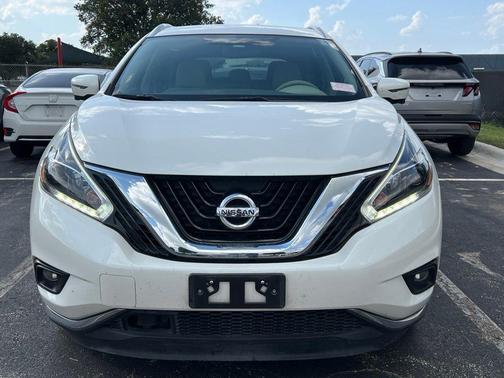White 2018 Nissan Murano SL