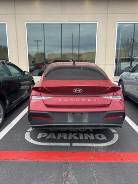 2024 Hyundai ELANTRA SEL