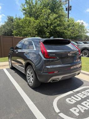 Shadow 2021 Cadillac XT4 Premium Luxury