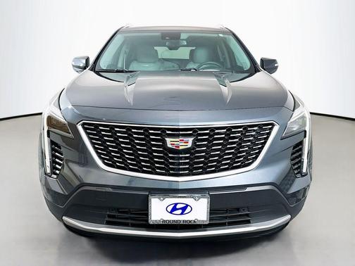 Shadow 2021 Cadillac XT4 Premium Luxury