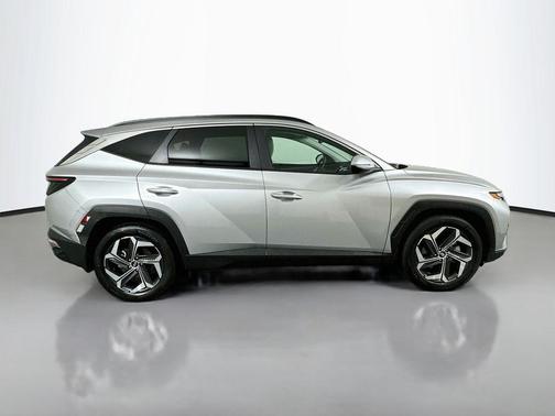 Shimmering Silver 2024 Hyundai TUCSON SEL