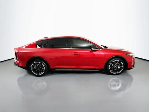 Currant Red 2025 Kia K4 GT-Line