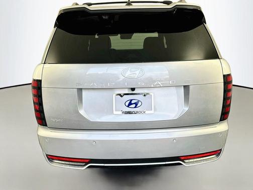 Silver Metallic 2026 Hyundai Palisade Hybrid Calligraphy