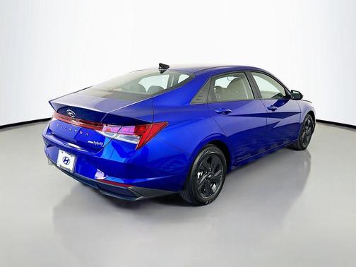 2023 Hyundai ELANTRA HEV Blue