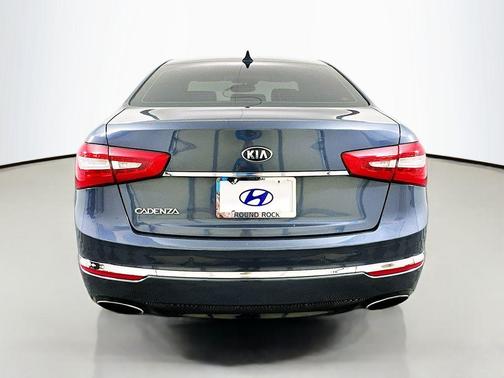 2014 Kia Cadenza Premium
