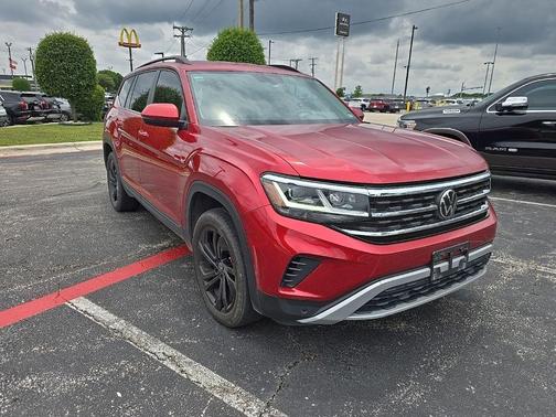 Aurora Red Metallic 2023 Volkswagen Atlas 3.6L SE w/Technology