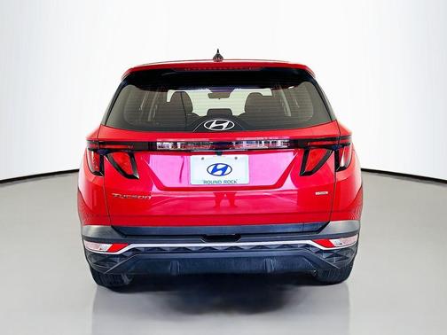 2022 Hyundai TUCSON SE
