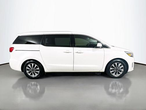 2015 Kia Sedona SX