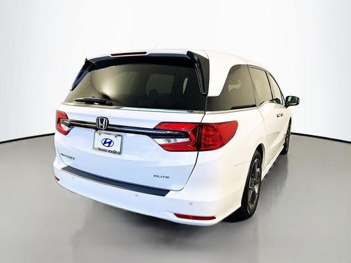 2021 Honda Odyssey Elite