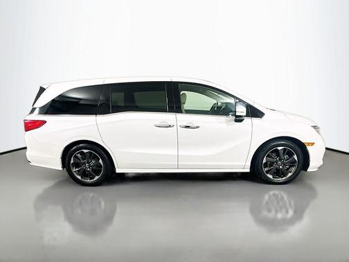 2021 Honda Odyssey Elite