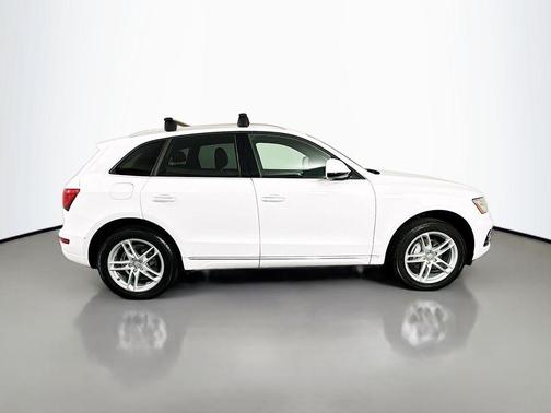 2016 Audi Q5 2.0T Premium Plus