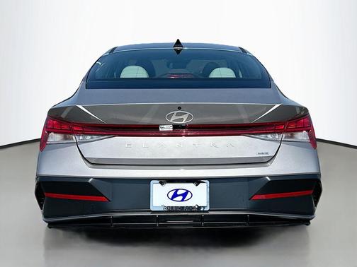 2025 Hyundai ELANTRA HEV Limited