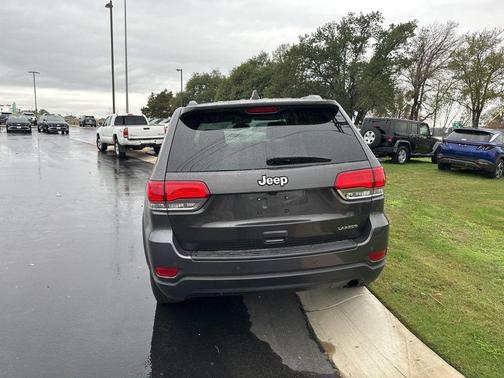 2019 Jeep Grand Cherokee Laredo E