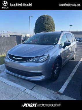 2021 Chrysler Voyager LXI