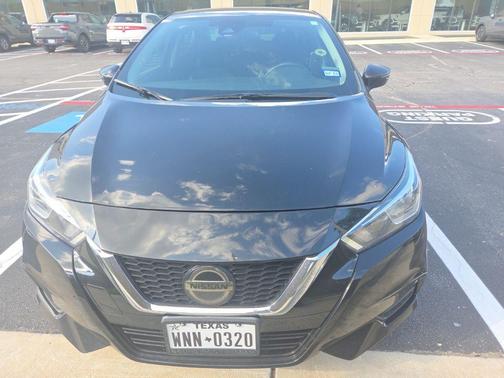 Super Black 2021 Nissan Versa 1.6 SV