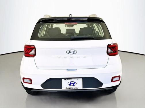 Lunar White 2026 Hyundai VENUE SEL