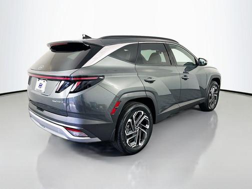 Amazon Gray 2026 Hyundai TUCSON Hybrid Limited