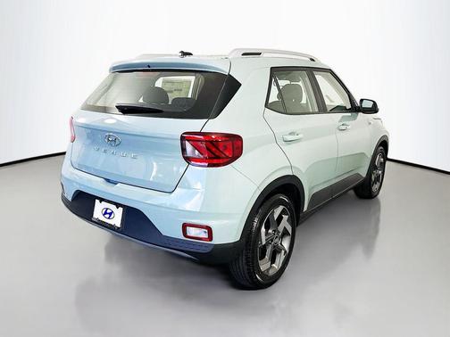 Mirage 2026 Hyundai VENUE SEL