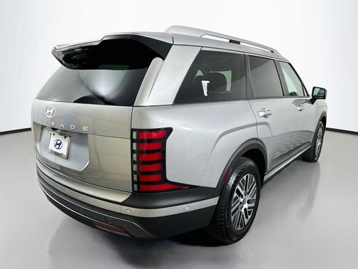 Shimmering Silver 2027 Hyundai PALISADE SEL