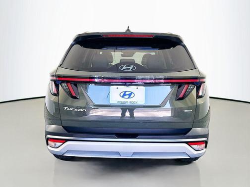 Green 2025 Hyundai TUCSON SEL Convenience