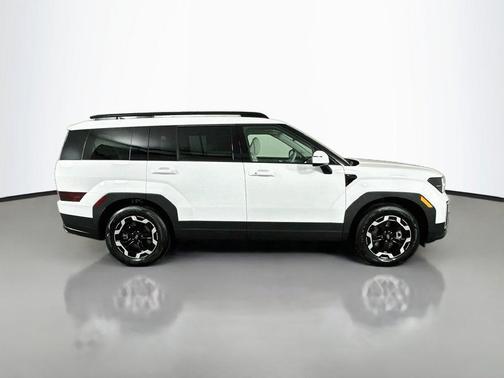 White 2027 Hyundai SANTA FE SEL