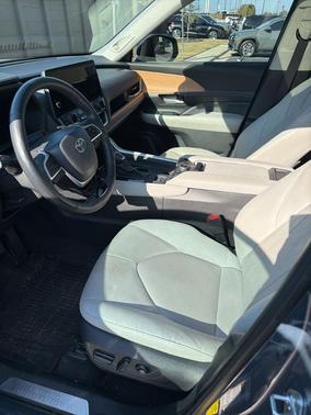 2024 Toyota Grand Highlander Platinum