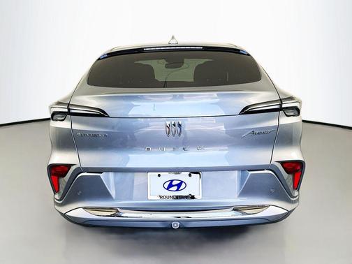 Gray Metallic 2024 Buick Envista Avenir