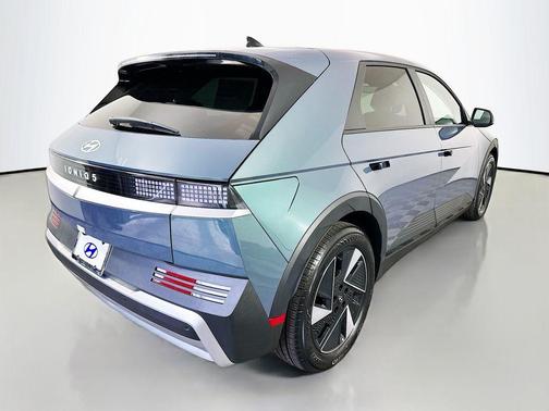 Teal 2026 Hyundai IONIQ 5 SEL