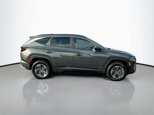 2025 Hyundai TUCSON Hybrid Blue