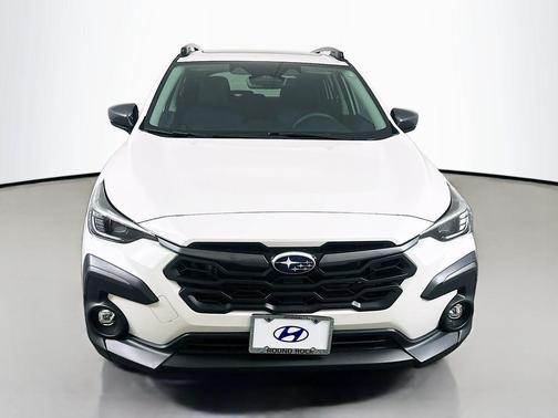 Crystal White Pearl 2026 Subaru Crosstrek Limited