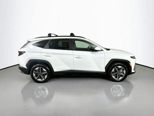 Pearl 2026 Hyundai TUCSON Hybrid SEL