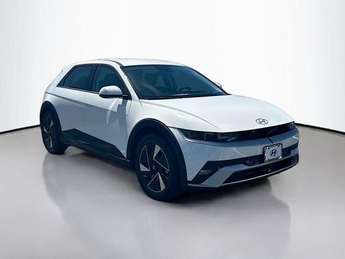 2025 Hyundai IONIQ 5 SE