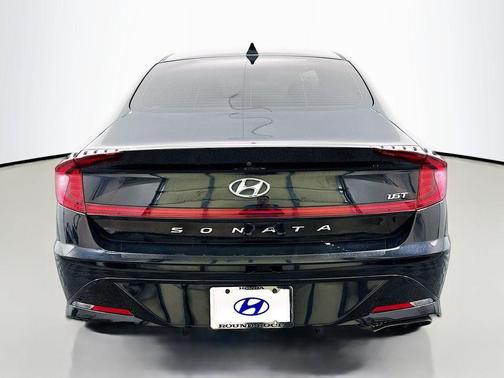 Phantom Black 2021 Hyundai SONATA SEL Plus
