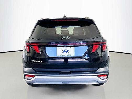 Phantom Black 2025 Hyundai TUCSON SEL
