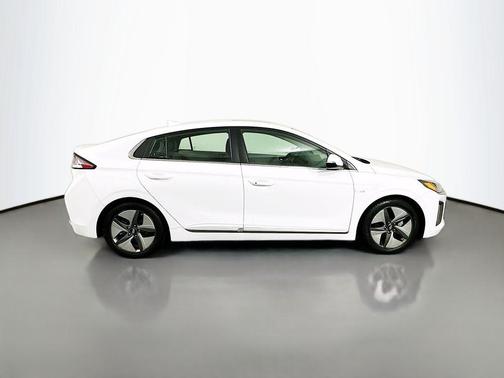 2020 Hyundai IONIQ Hybrid SEL