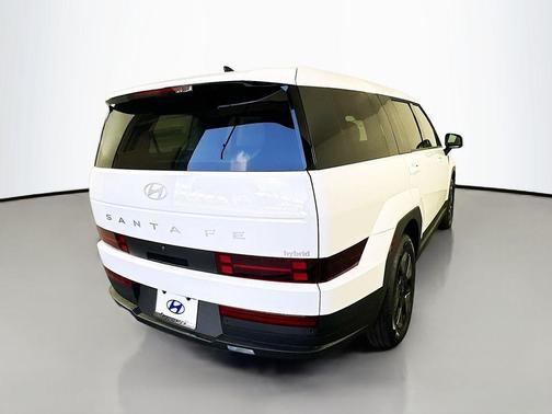 2026 Hyundai SANTA FE HEV SE