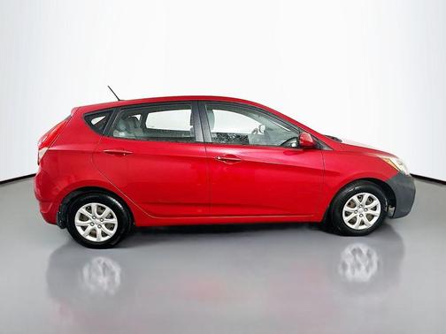 2013 Hyundai Accent GS