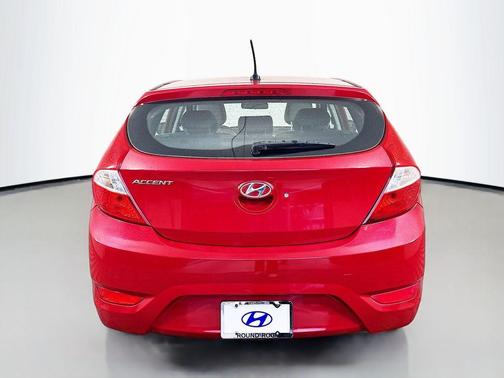 2013 Hyundai Accent GS