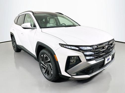 White Pearl 2026 Hyundai TUCSON Limited