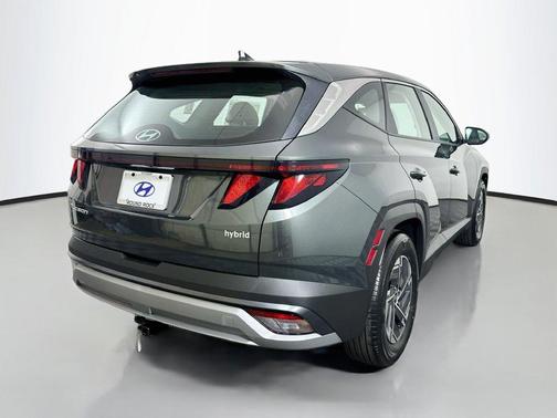 Amazon Gray 2026 Hyundai TUCSON Hybrid SE