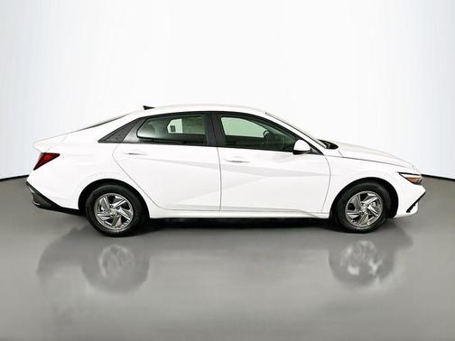 Serenity White Pearl 2026 Hyundai ELANTRA SE