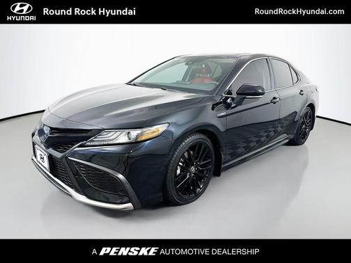 Midnight Black Metallic 2021 Toyota Camry Hybrid XSE