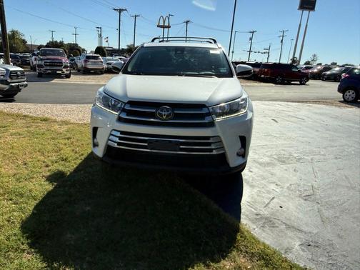 2017 Toyota Highlander Limited