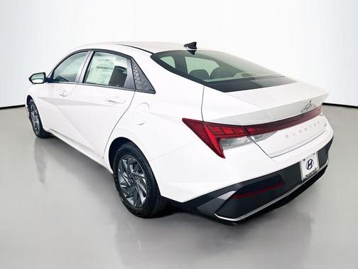 Serenity White Pearl 2026 Hyundai ELANTRA HEV Blue