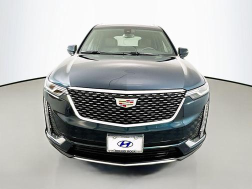 2025 Cadillac XT6 Premium Luxury FWD